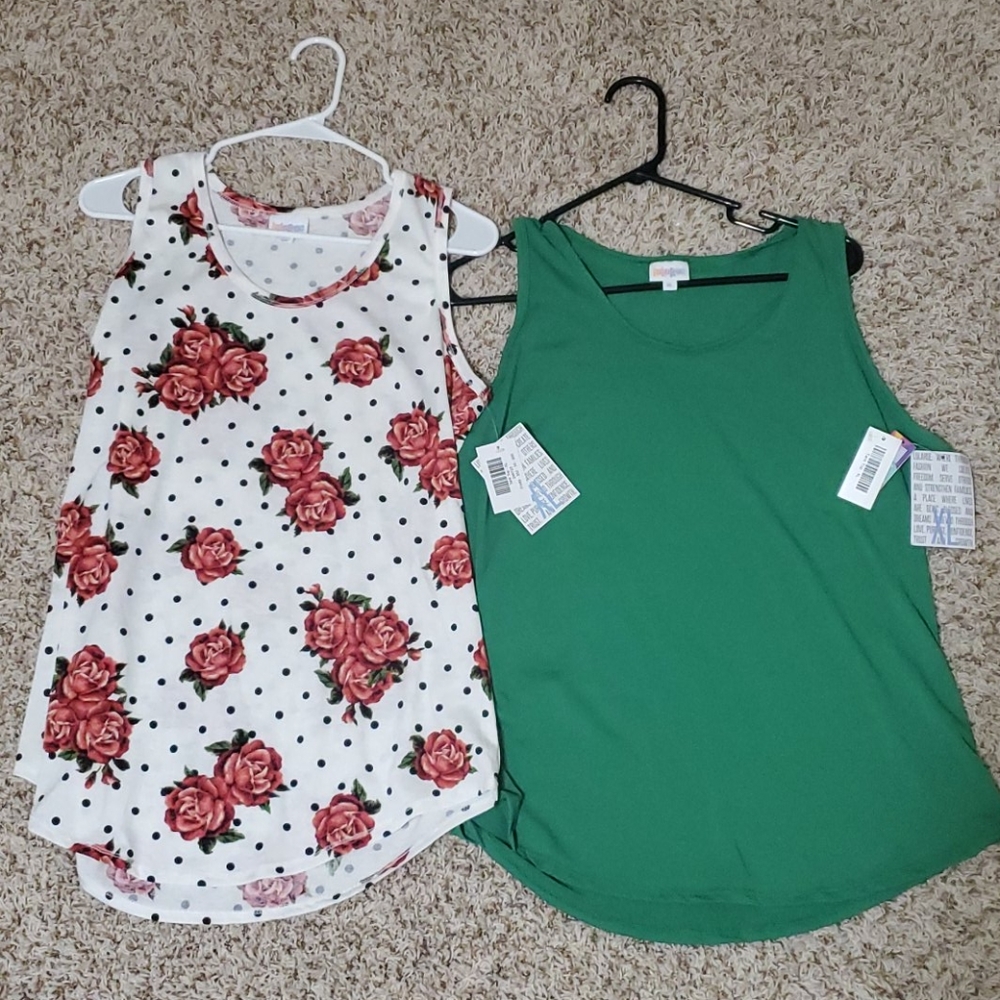 2 Lularoe tank tops